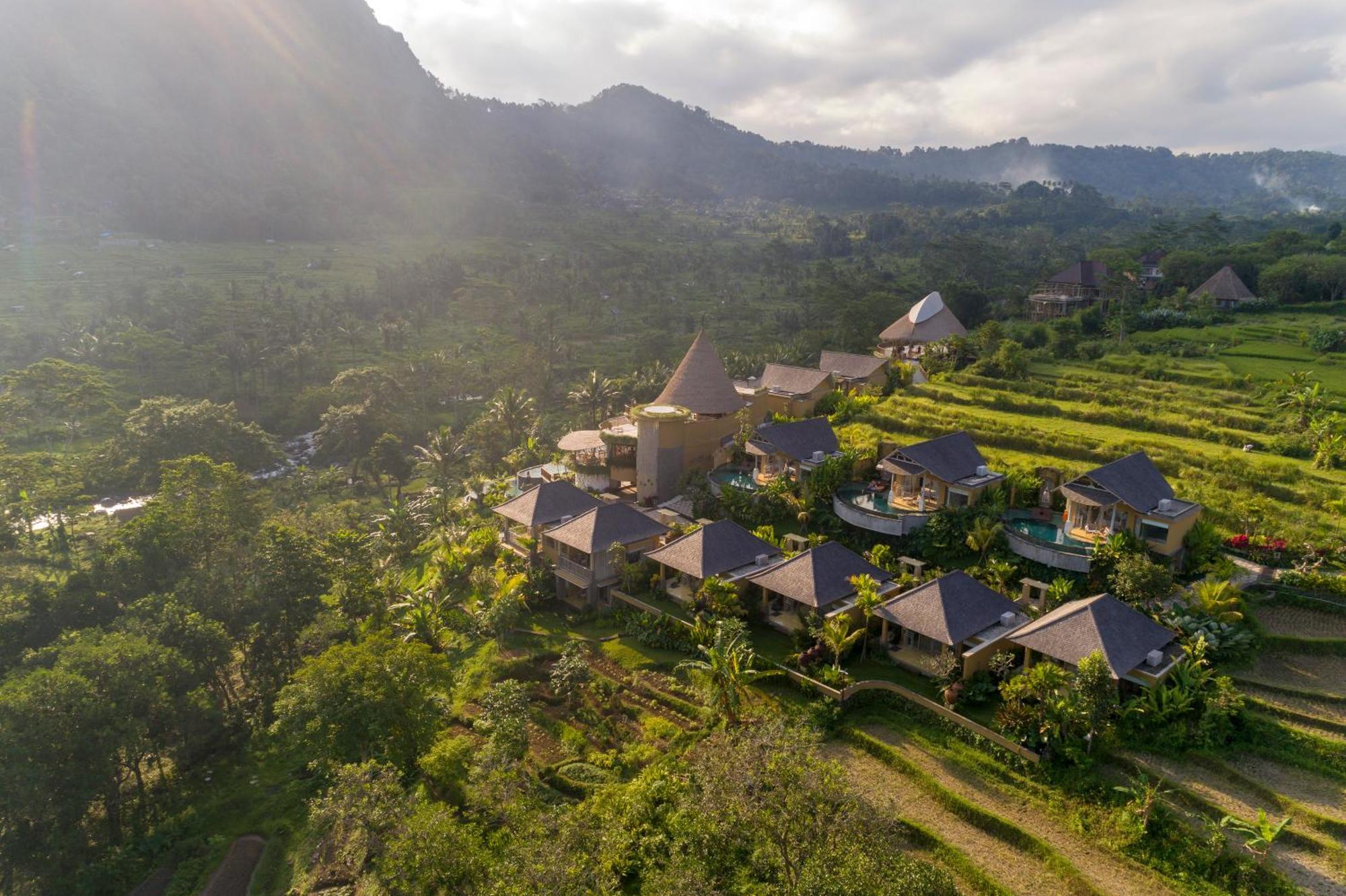 Wapa Di Ume Sidemen Hotell Eksteriør bilde Aerial view of the resort