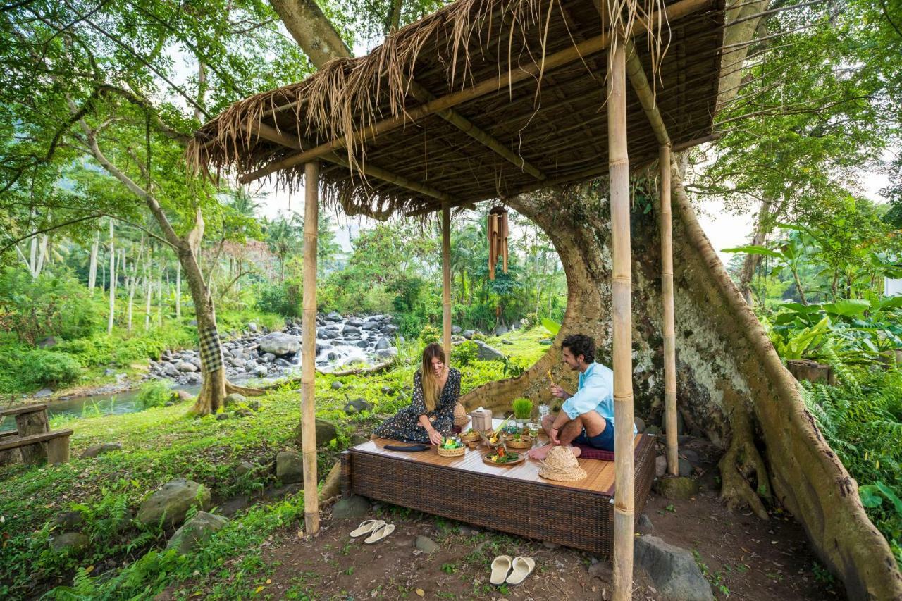 Wapa Di Ume Sidemen Hotell Eksteriør bilde Cooking class at the resort